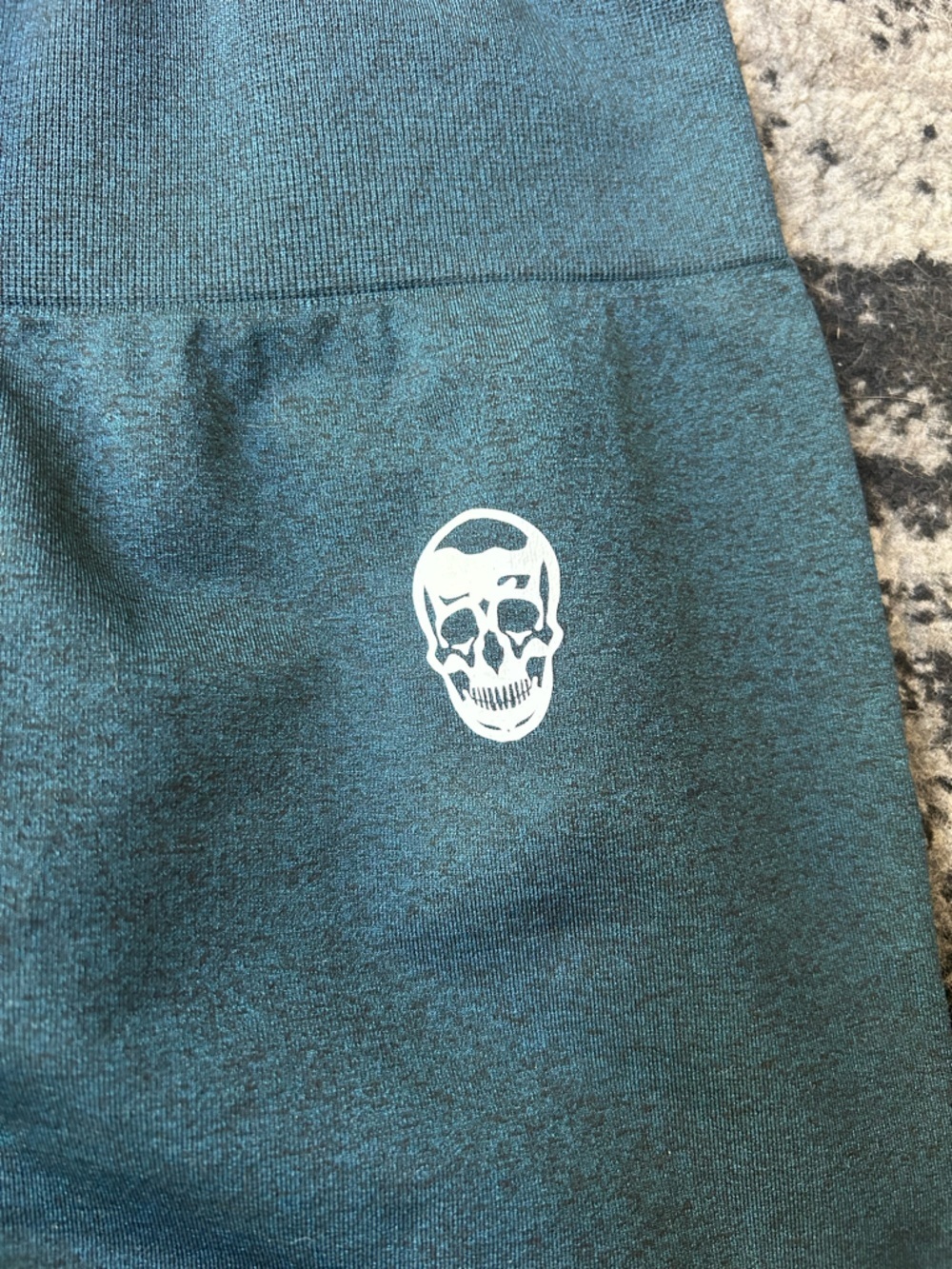 GYMREAPER Infinity Booty Scrunch Shorts - Picture 4 of 9